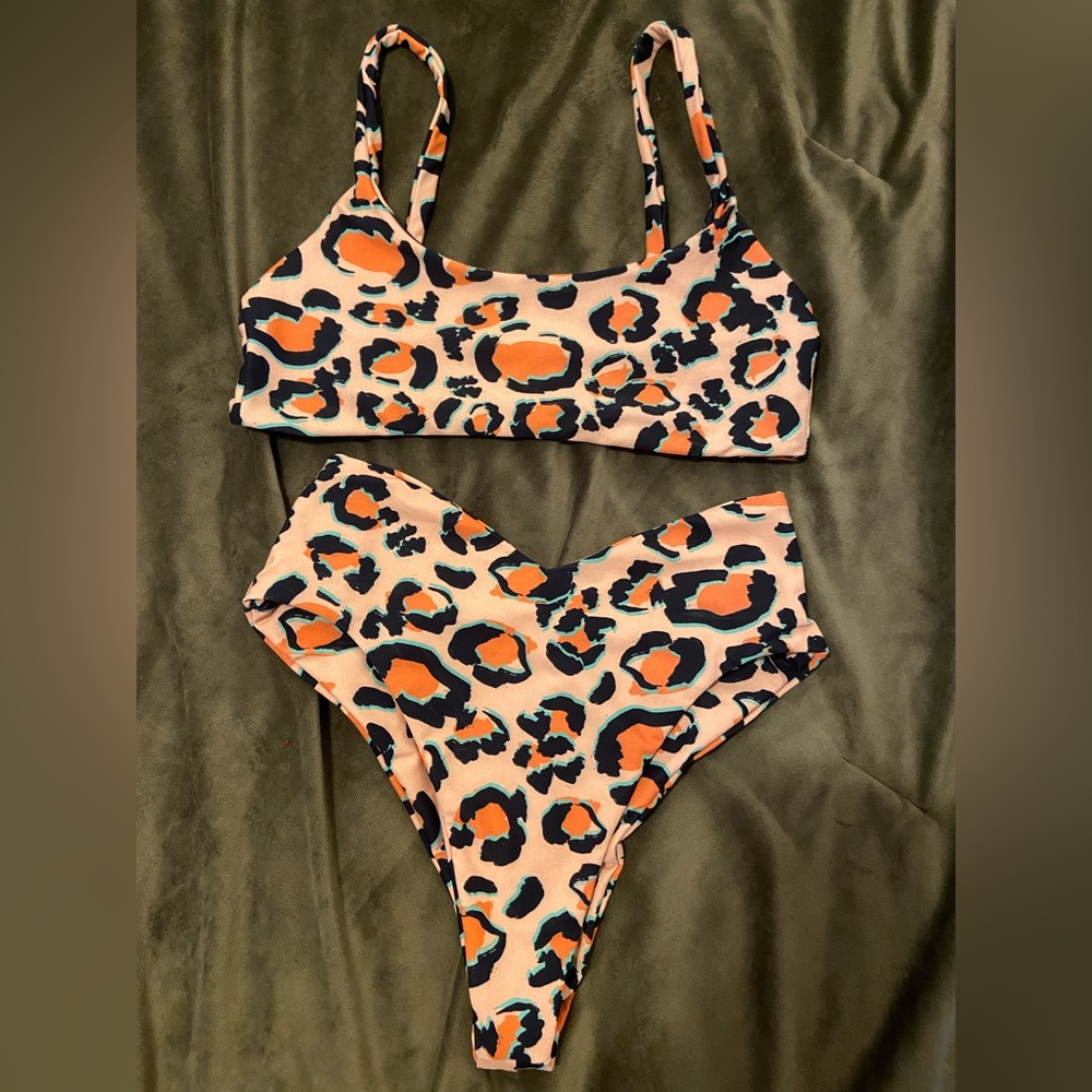 Skatie bikini set, high cut , high waist bottom , cheeky , v cut. NWOT